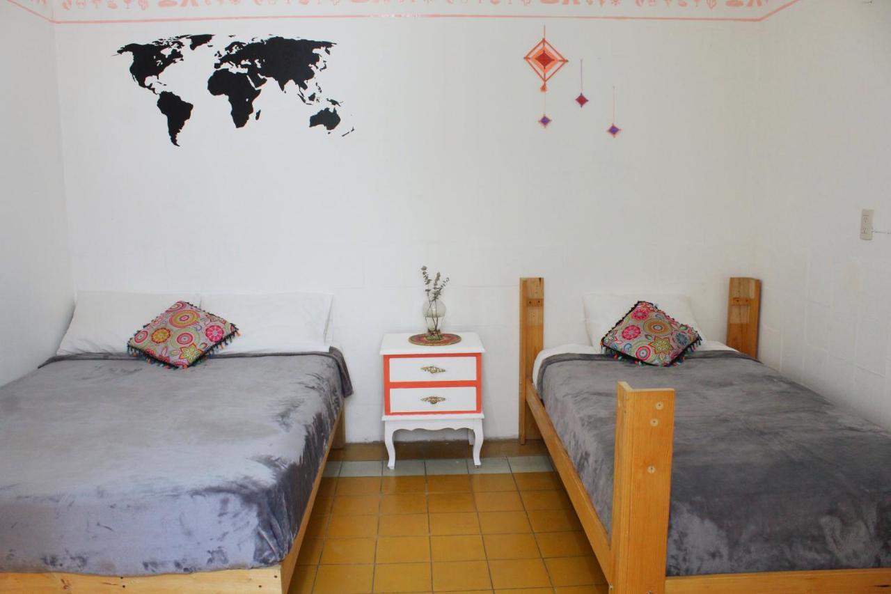 Hostal Casa Colores Adults Only Гвадалахара Экстерьер фото
